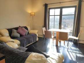 City Centre 2 bedrooms 2 Ensuite Flat free parking